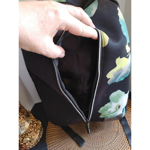 Jo+JAX NEO Backpack - Picture 2 of 9